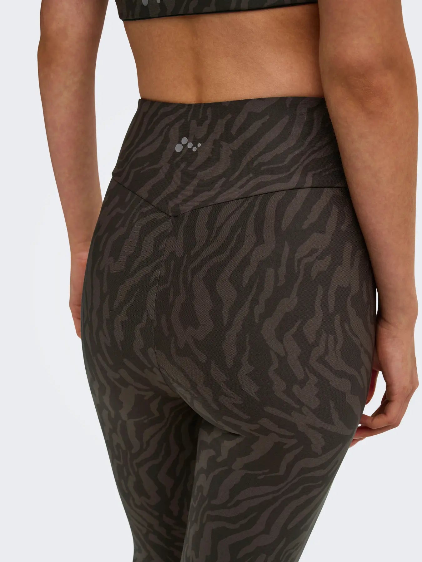Dana Zebra Sports Leggings
