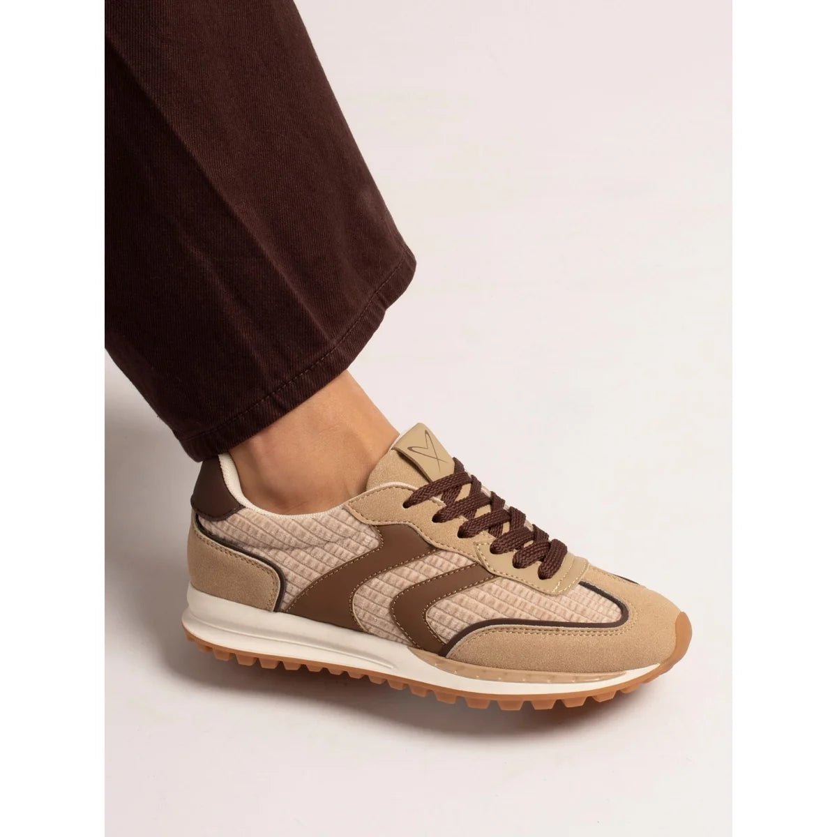 Lunar Jaz Beige Trainer
