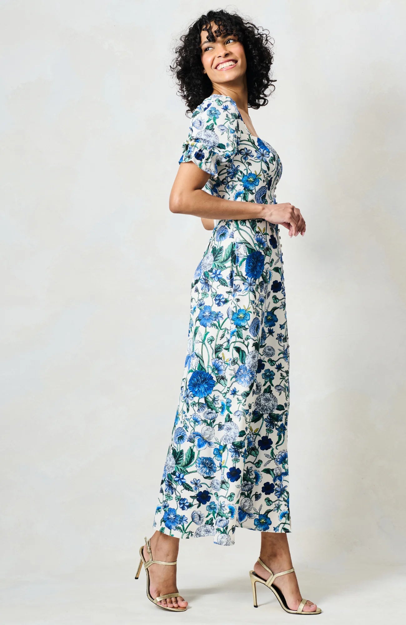 The Debora Puff Sleeve Sweatheart Neckline Midi Dress