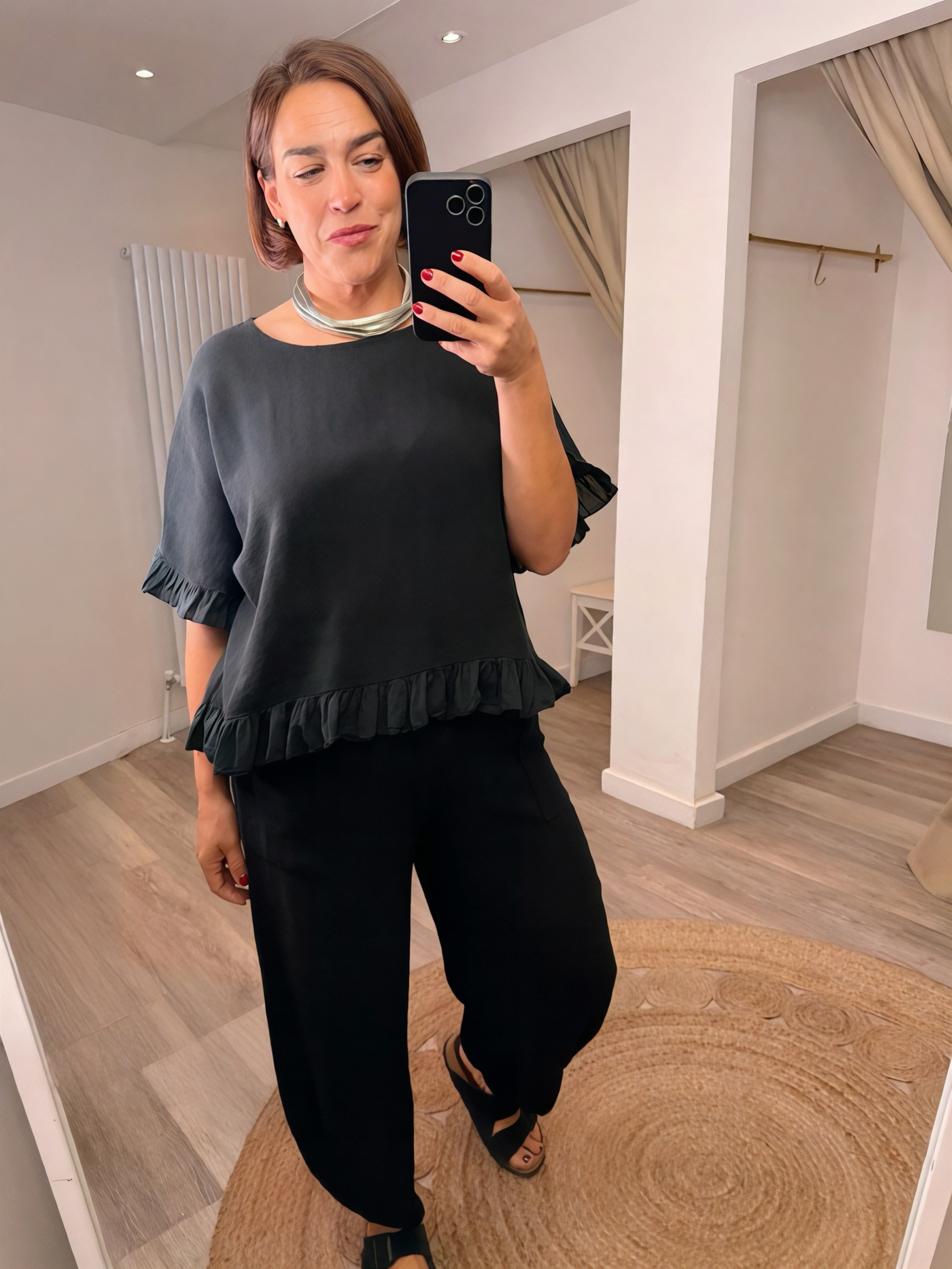 Nina Washed Linen O-neck with Frill detail