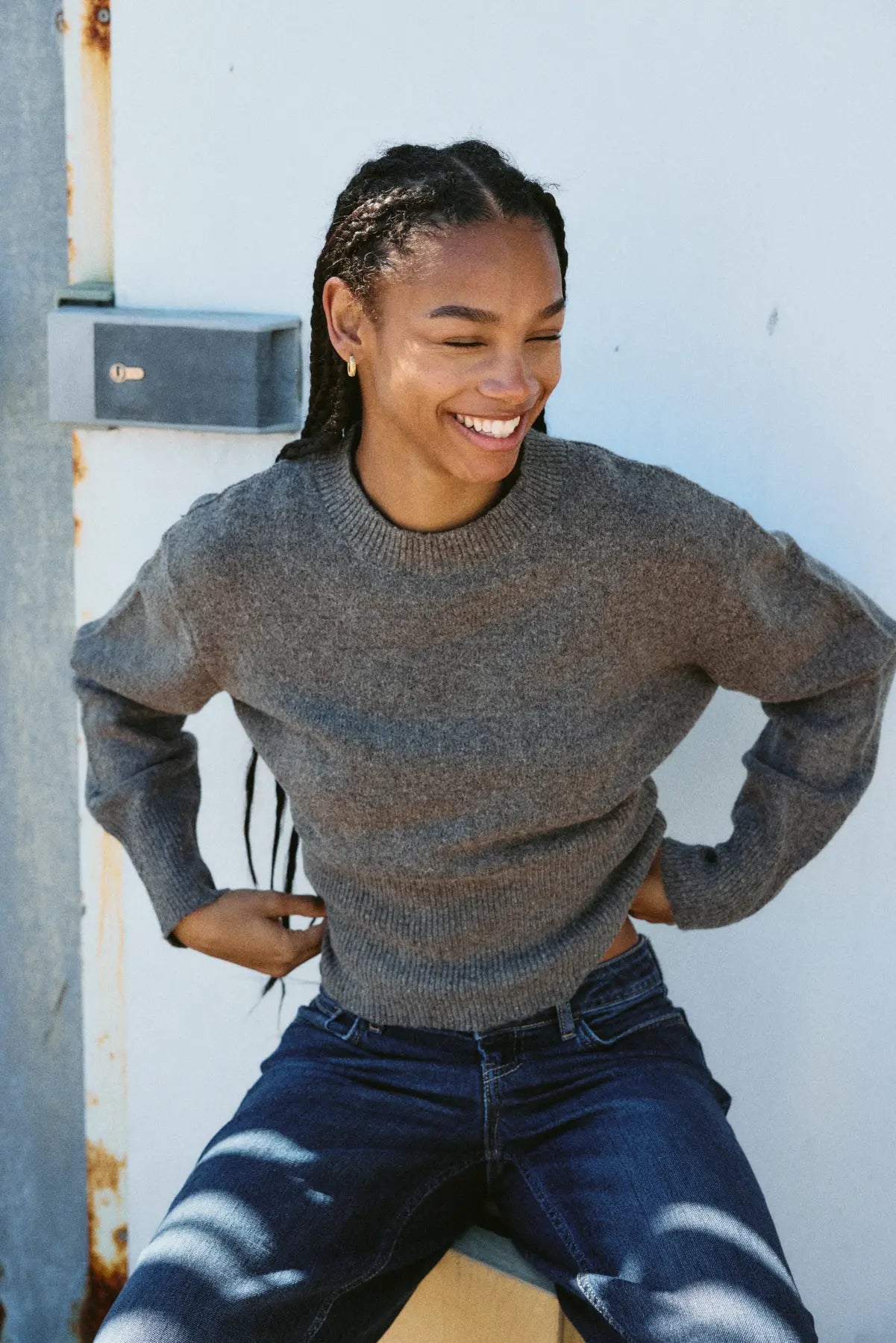 Sloan Waisted O-neck Knit