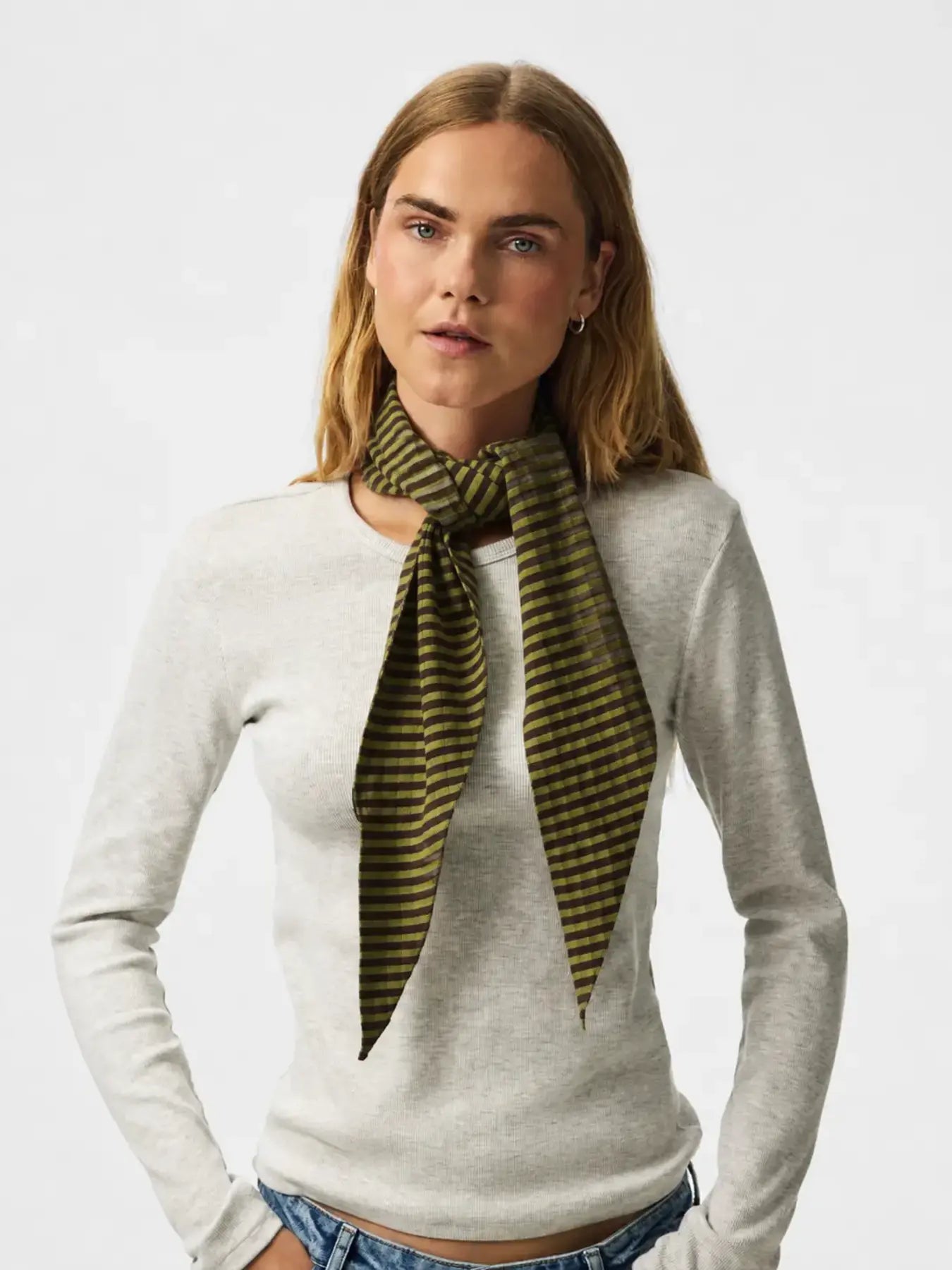 Komma Stripe Triangle Scarf Green