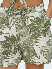 Jakiri Leaf Shorts
