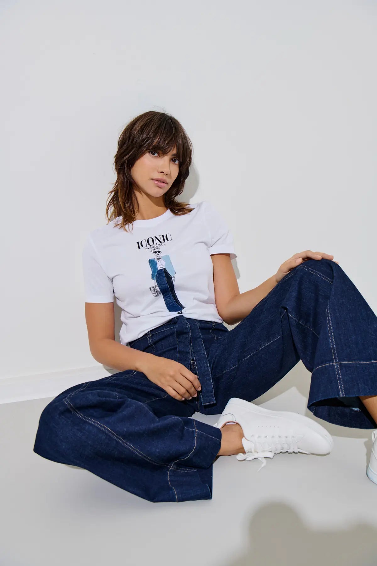 Madison Wide-Leg Belt Jeans