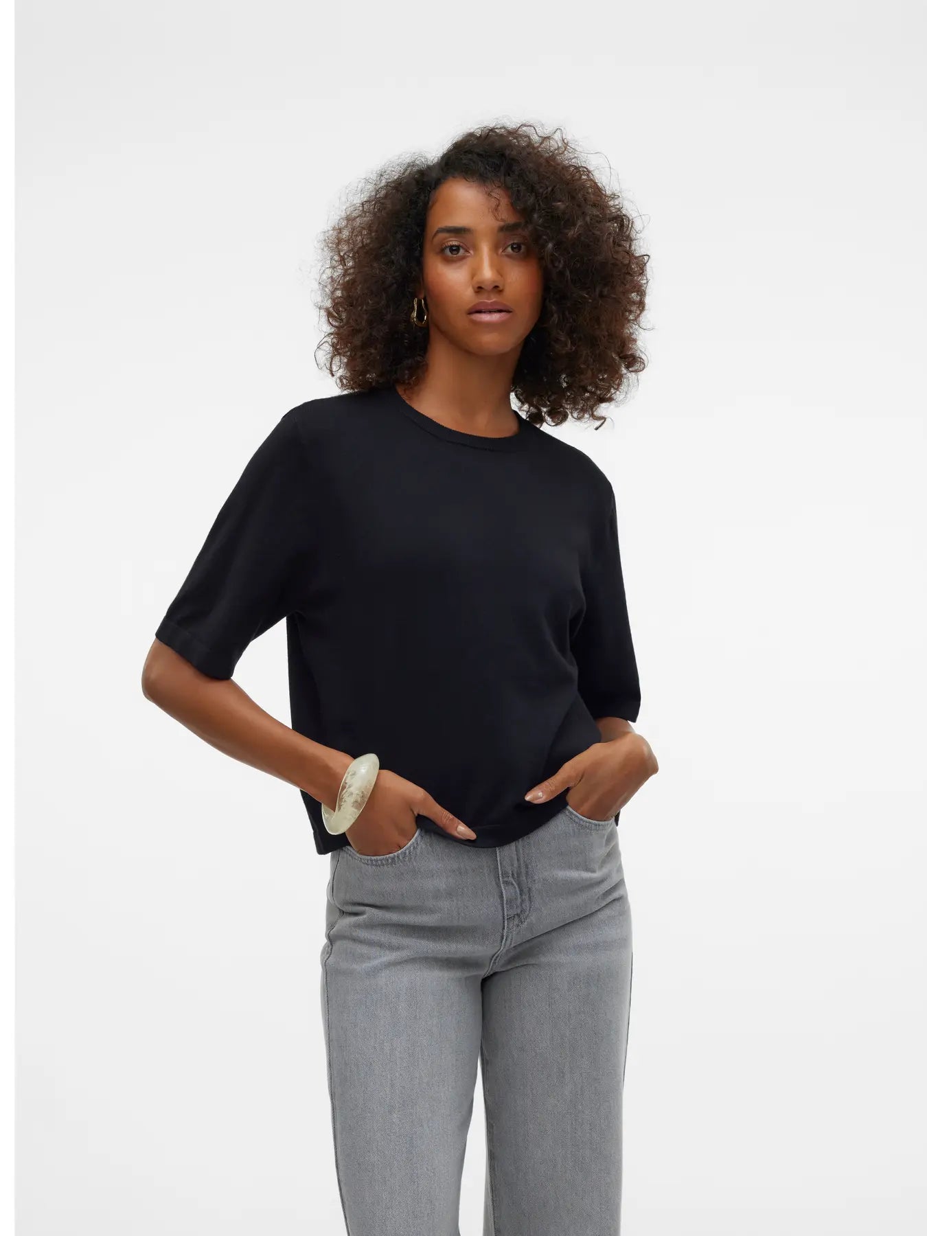 Silje Black Fine Knit Short Sleeve Pullover