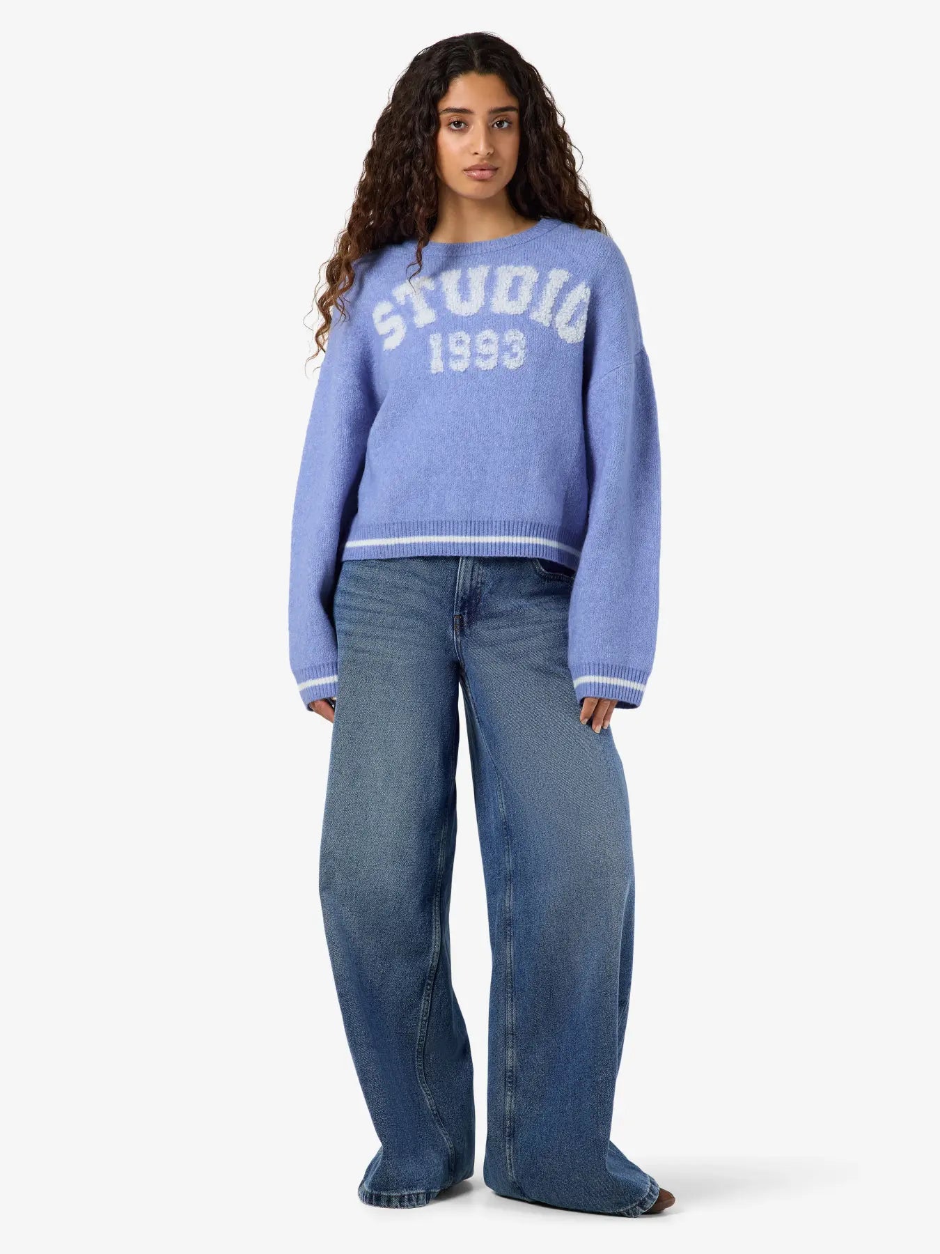 Studio O-neck Pullover Knit Jumper