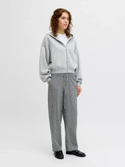 Zoe Seersucker Drawstring Barrel Pant