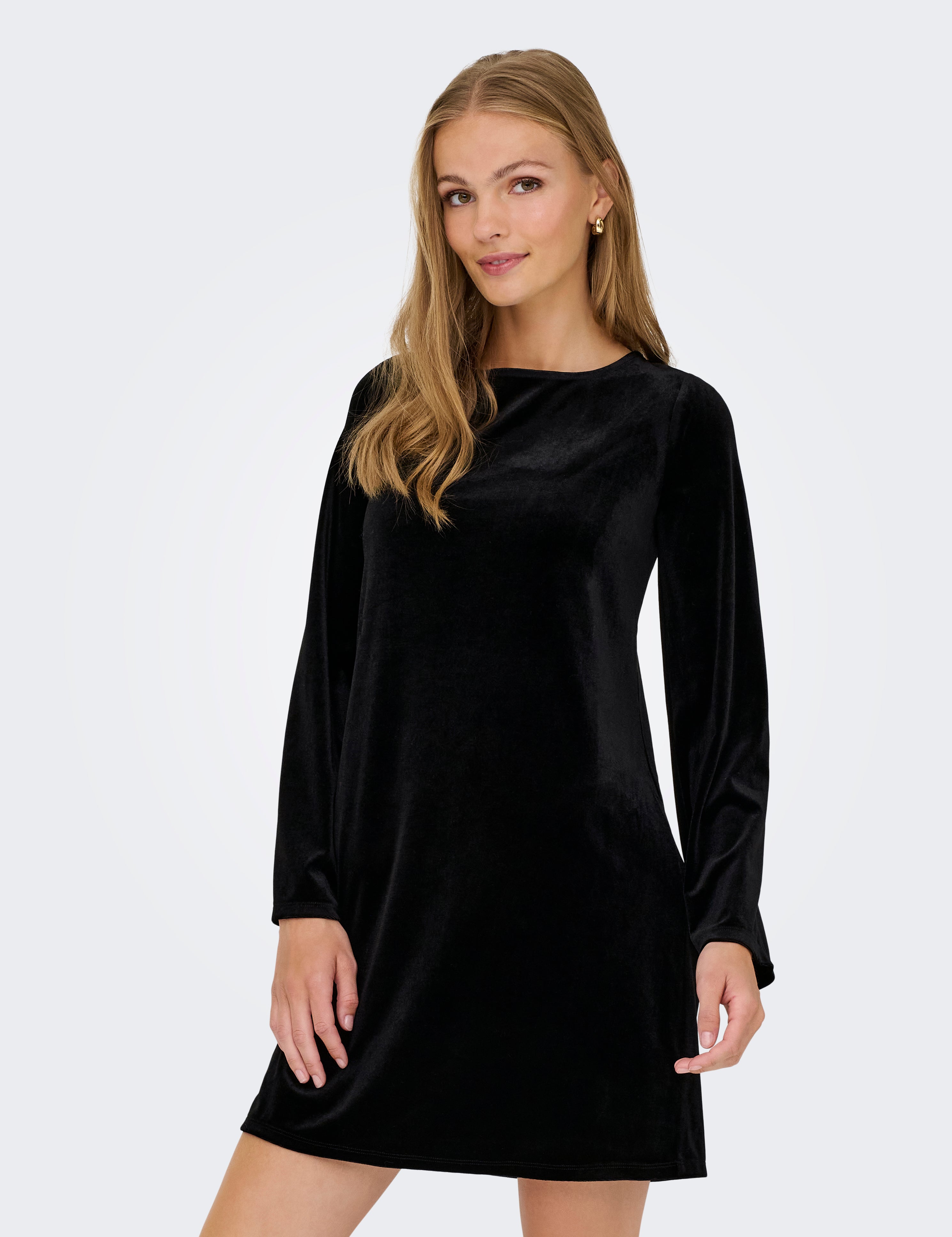 JDY_Autumnwinter_4906622_15363519_2.jpg