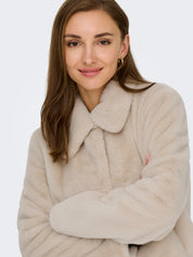 Macy Cream faux Fur Jacket