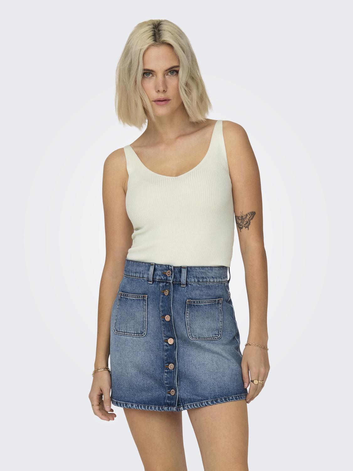Anna White V-neck Knit Vest