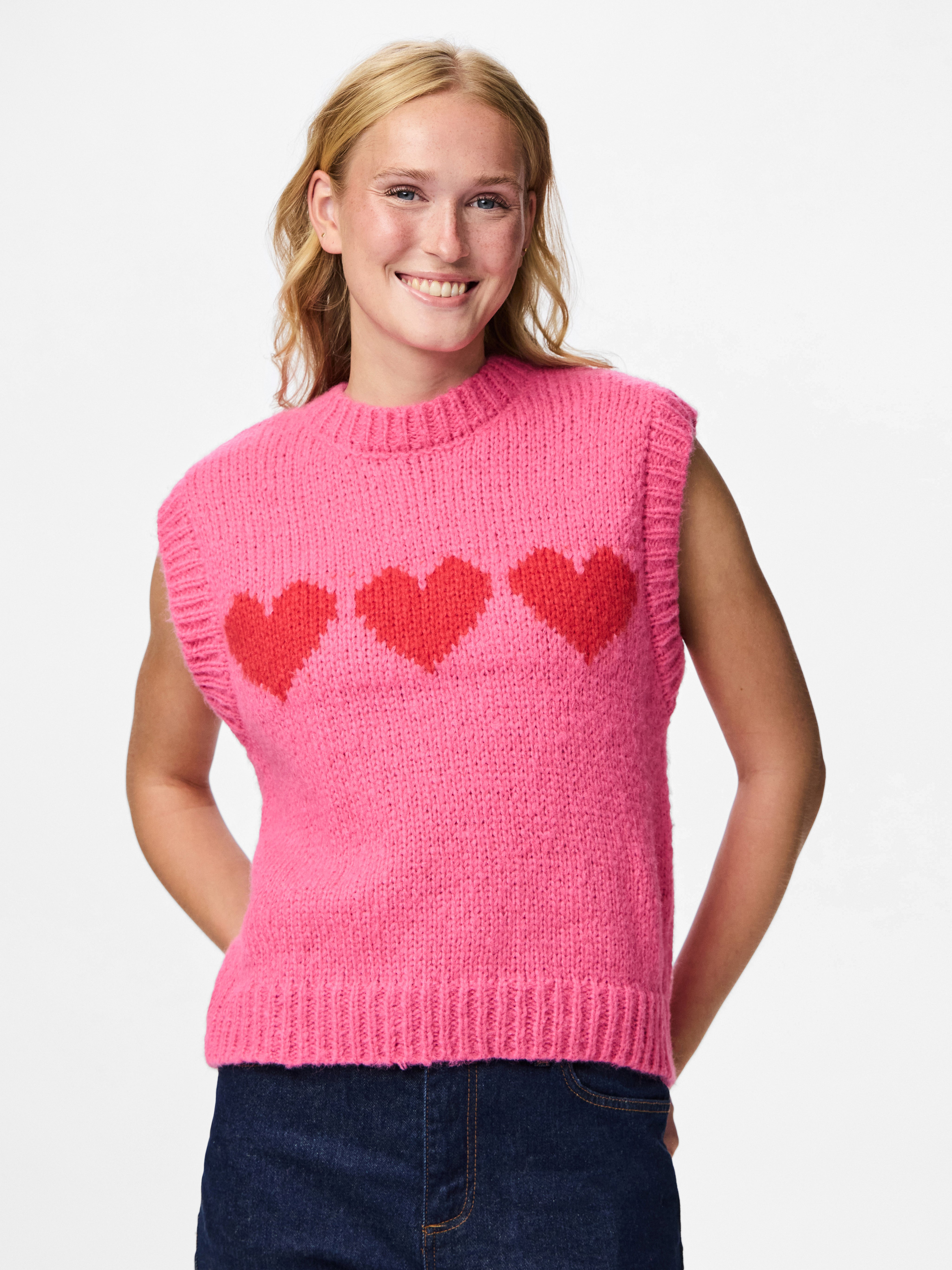 Jove Heart Sleeveless Knit Vest
