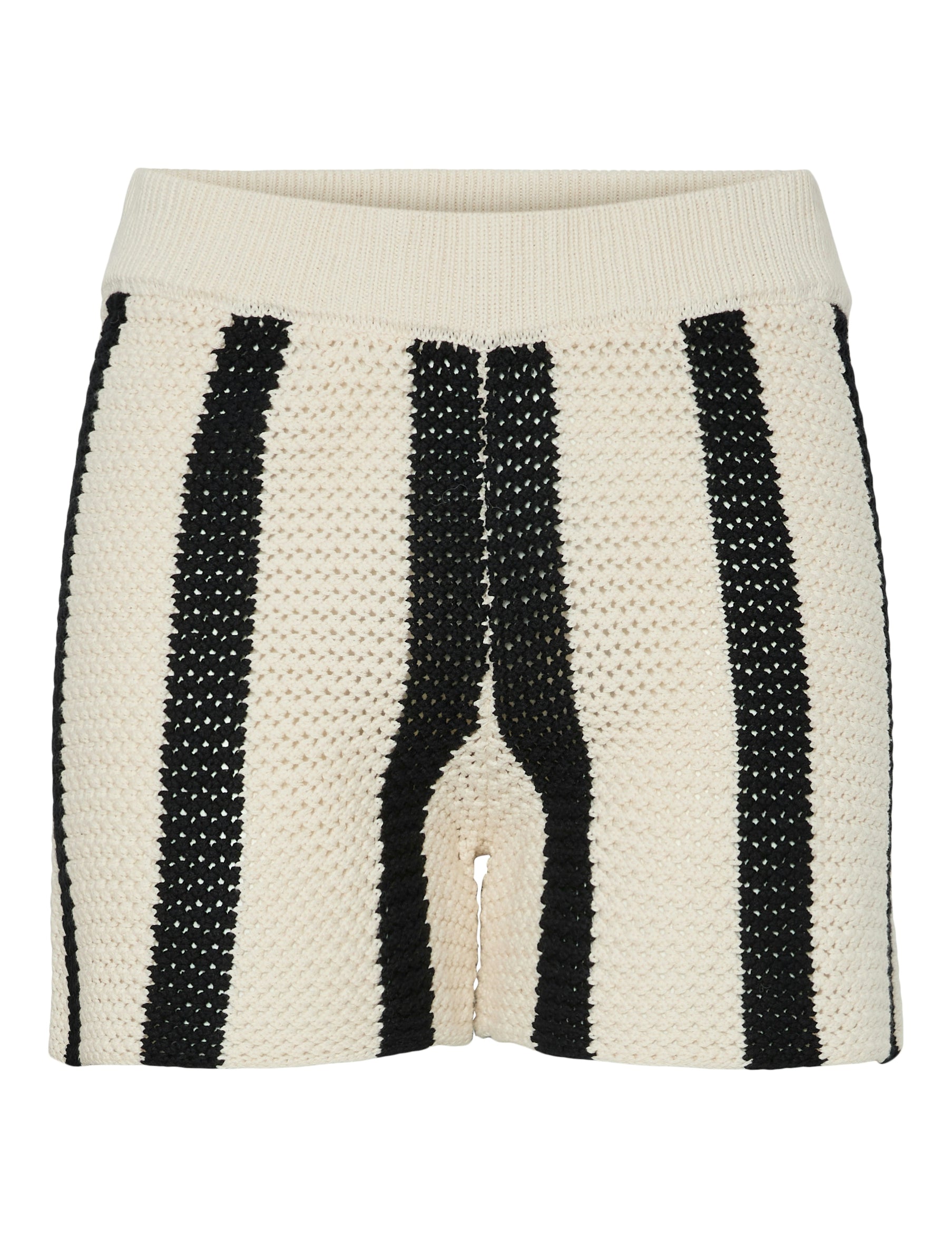 PIECES_Springsummer_4826853_17159811.jpg
