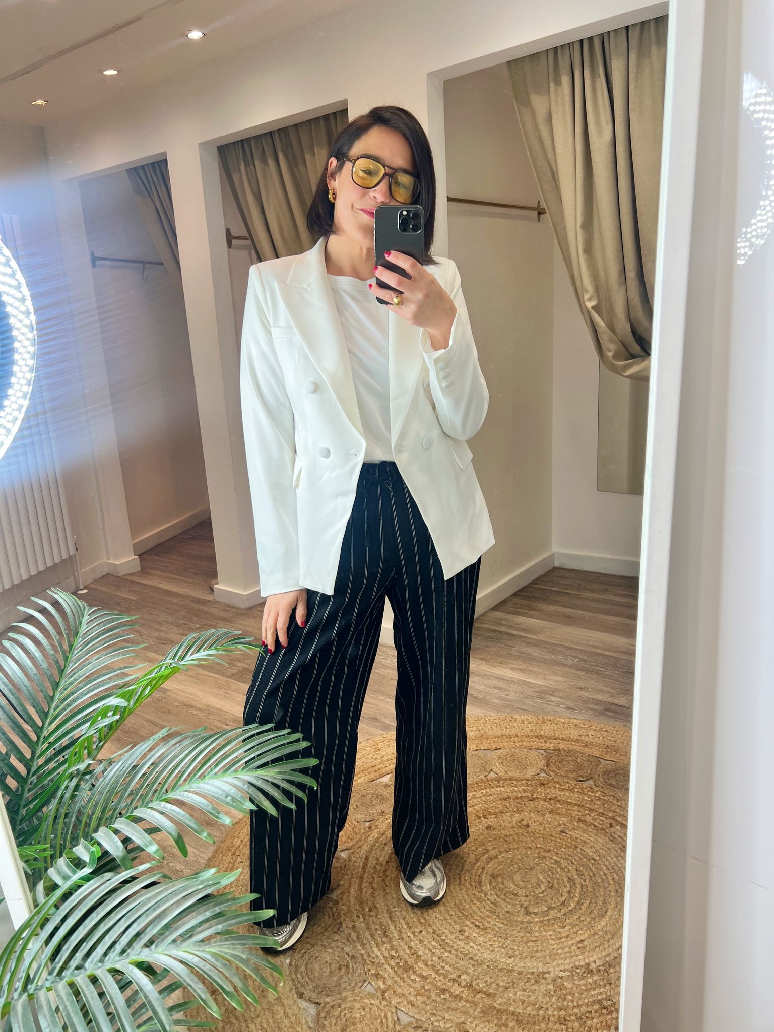 Molly Double Breasted White Style Blazer
