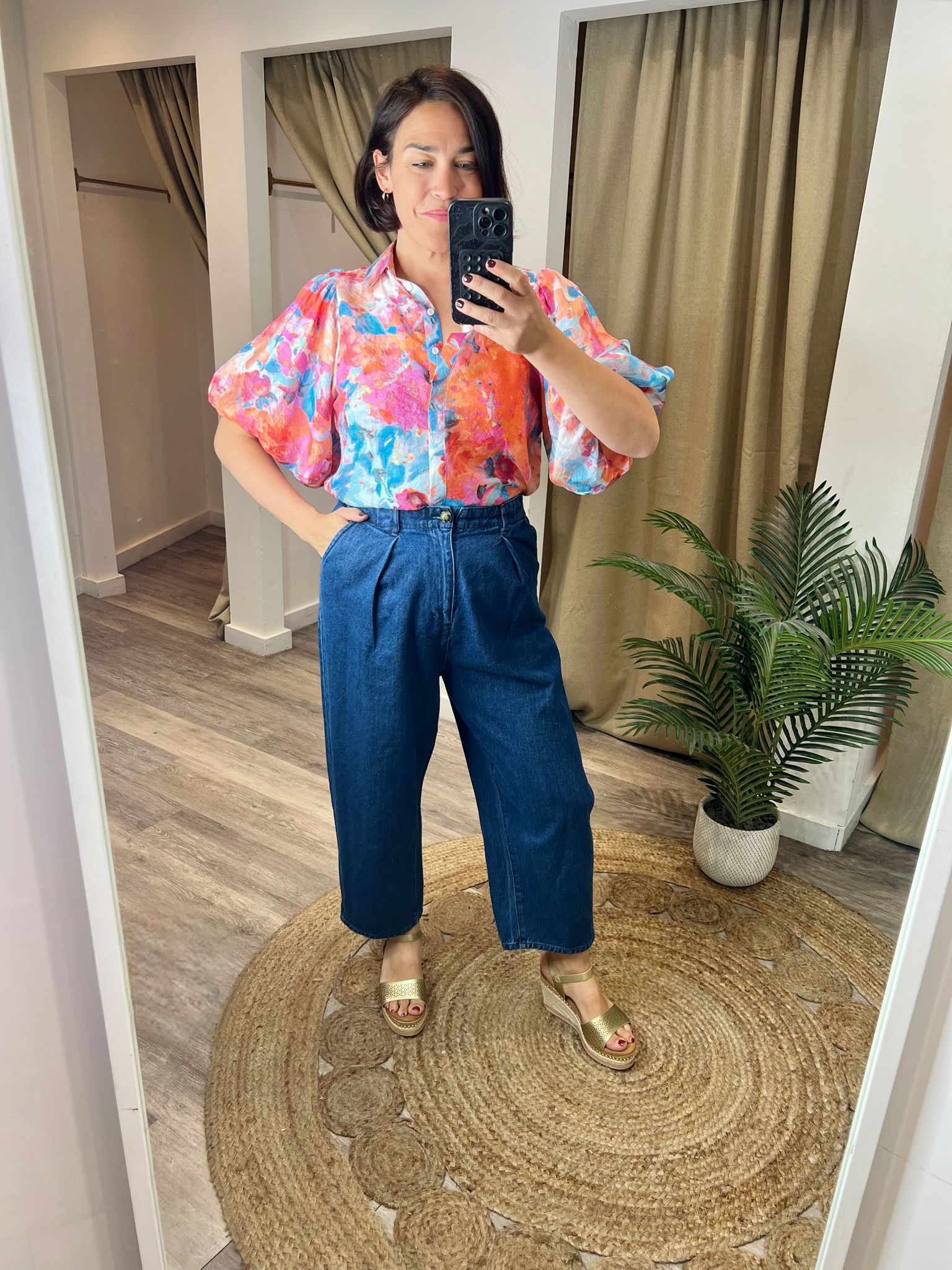 Izzy Coral Print Puff Sleeve Blouse