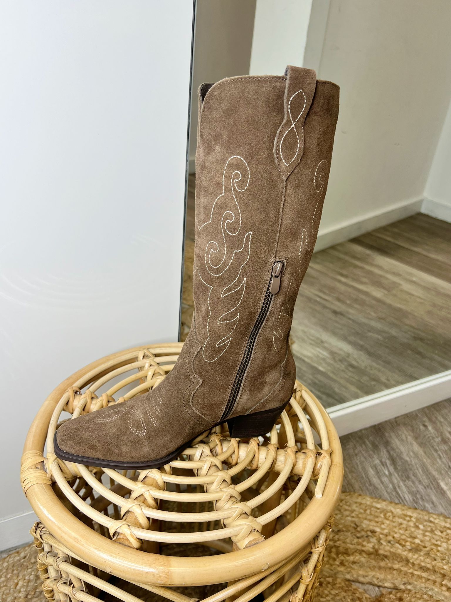 Corella Real Suede Brown Cowboy Boot