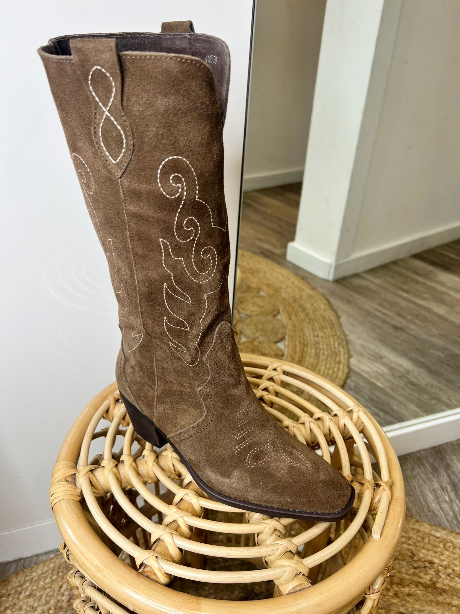 Corella Real Suede Brown Cowboy Boot