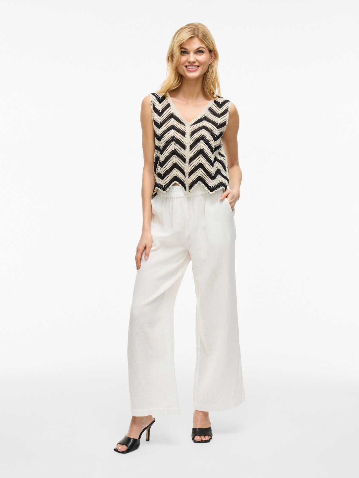 Serilda Waistcoat Style Knit Top