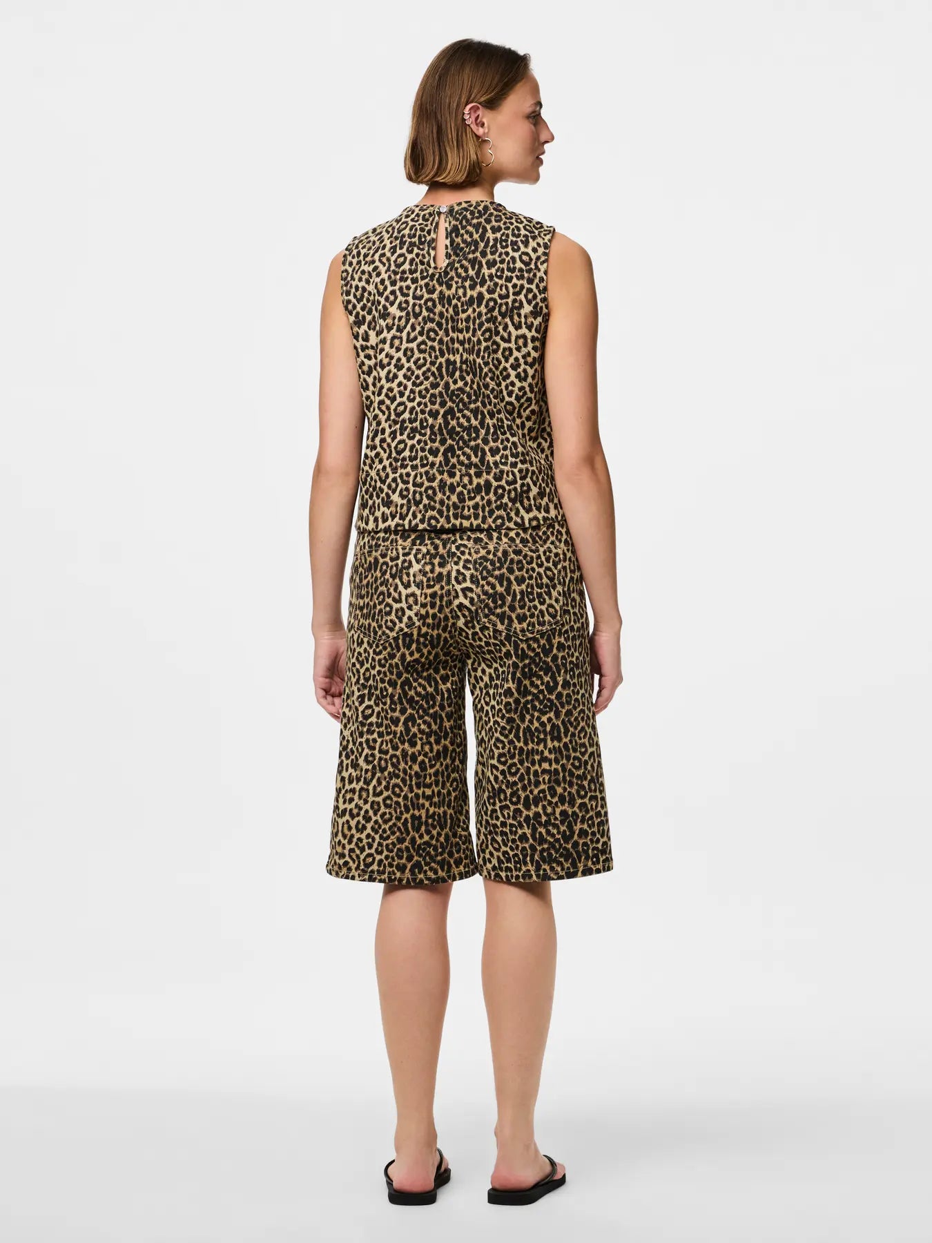 Salume O-neck Sleeveless Leopard Denim Top