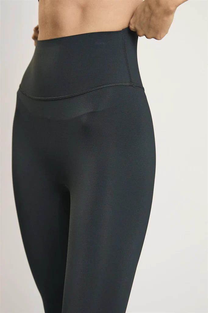 Agon Signature Espresso Full-Length Leggings Black