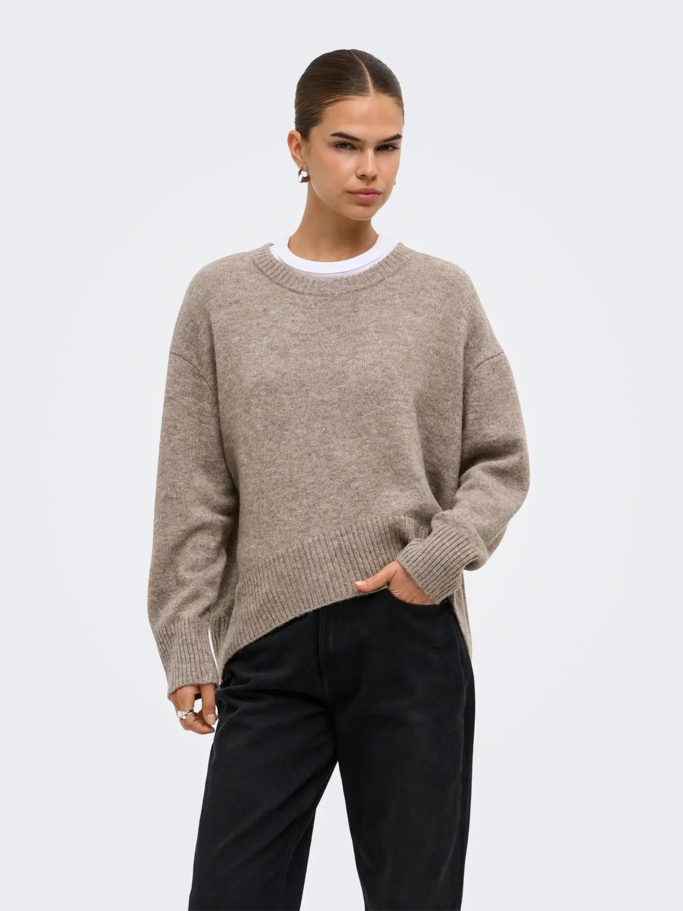 Alivia High Low O-neck Knit Beige