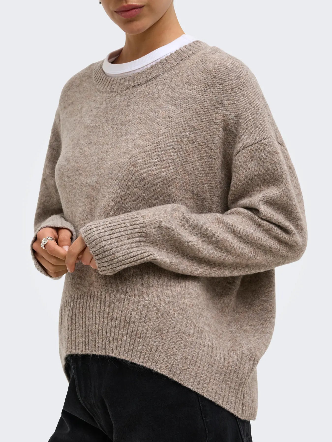 Alivia High Low O-neck Knit Beige