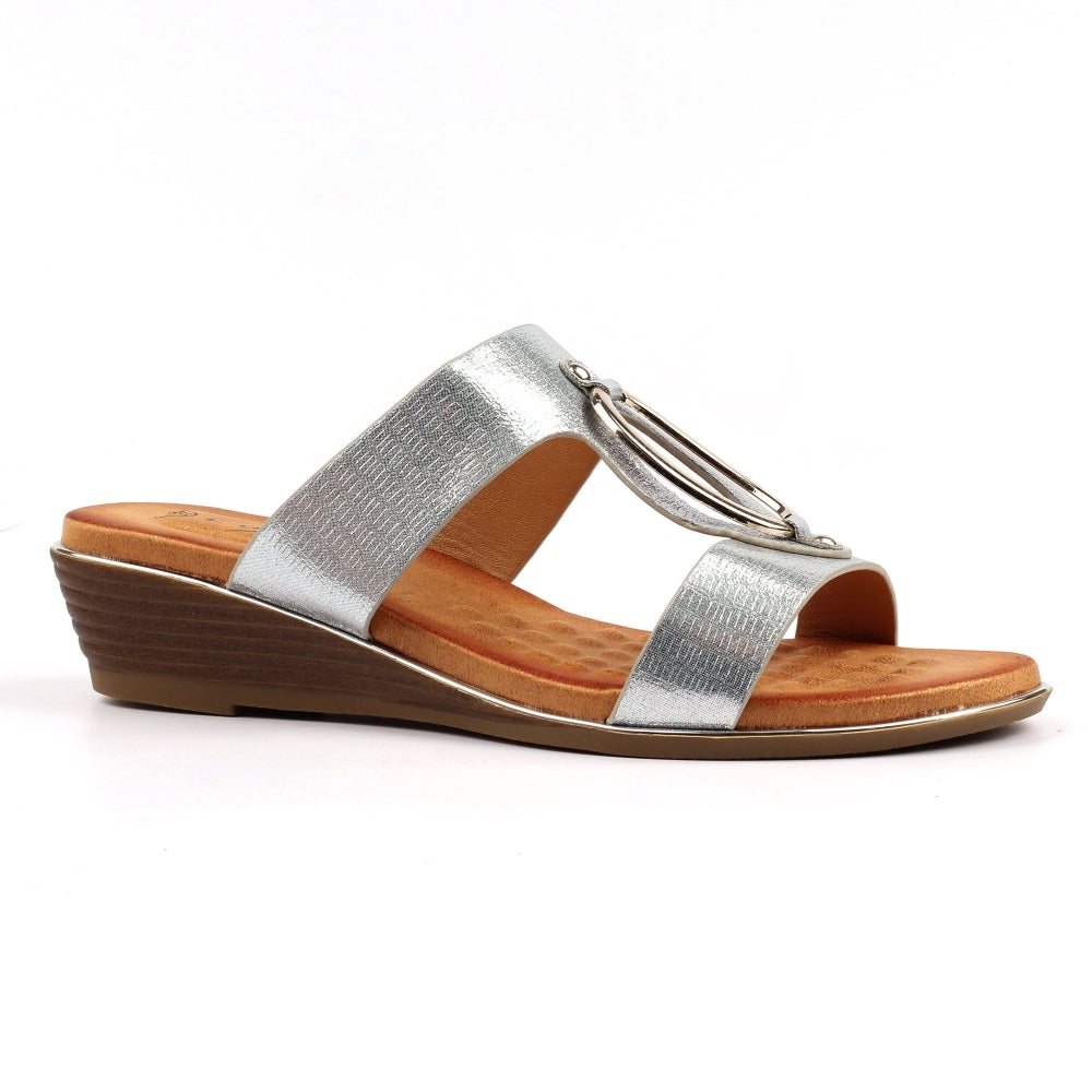 claudia-silver-sandal-p7984-455008_image.jpg