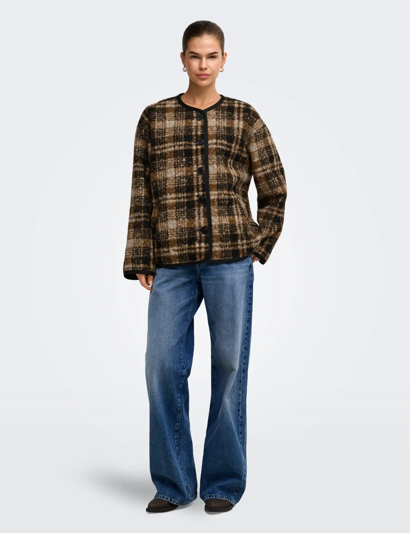 eRaqyEZ9zAUwl_005.webp