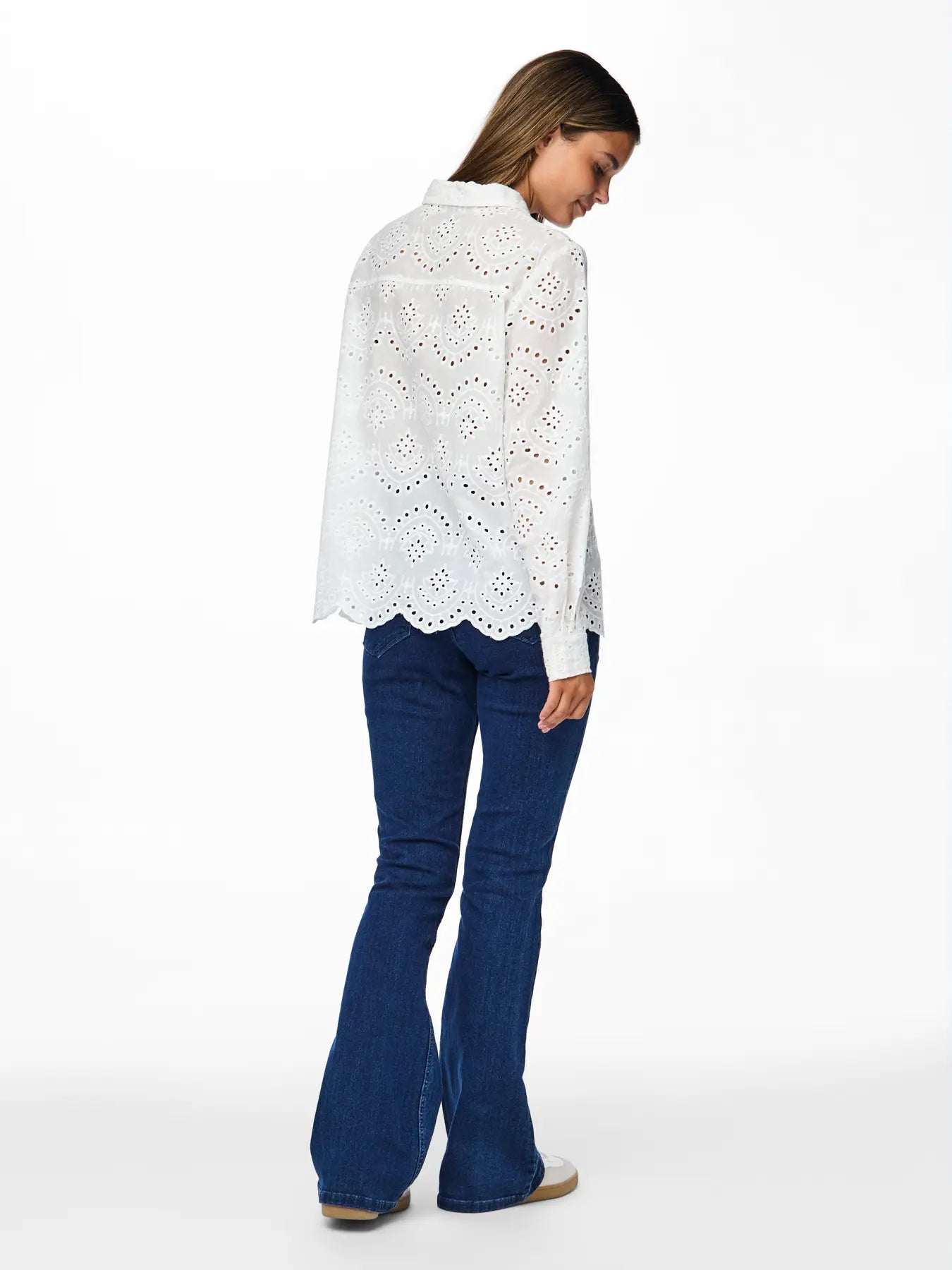 Vilde Broderie Anglaise Style Shirt