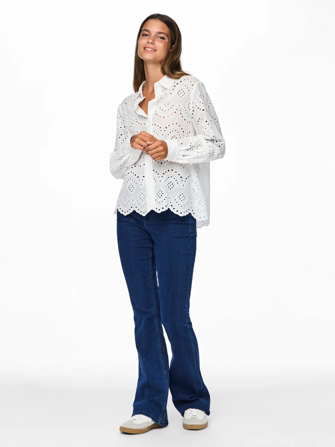 Vilde Broderie Anglaise Style Shirt