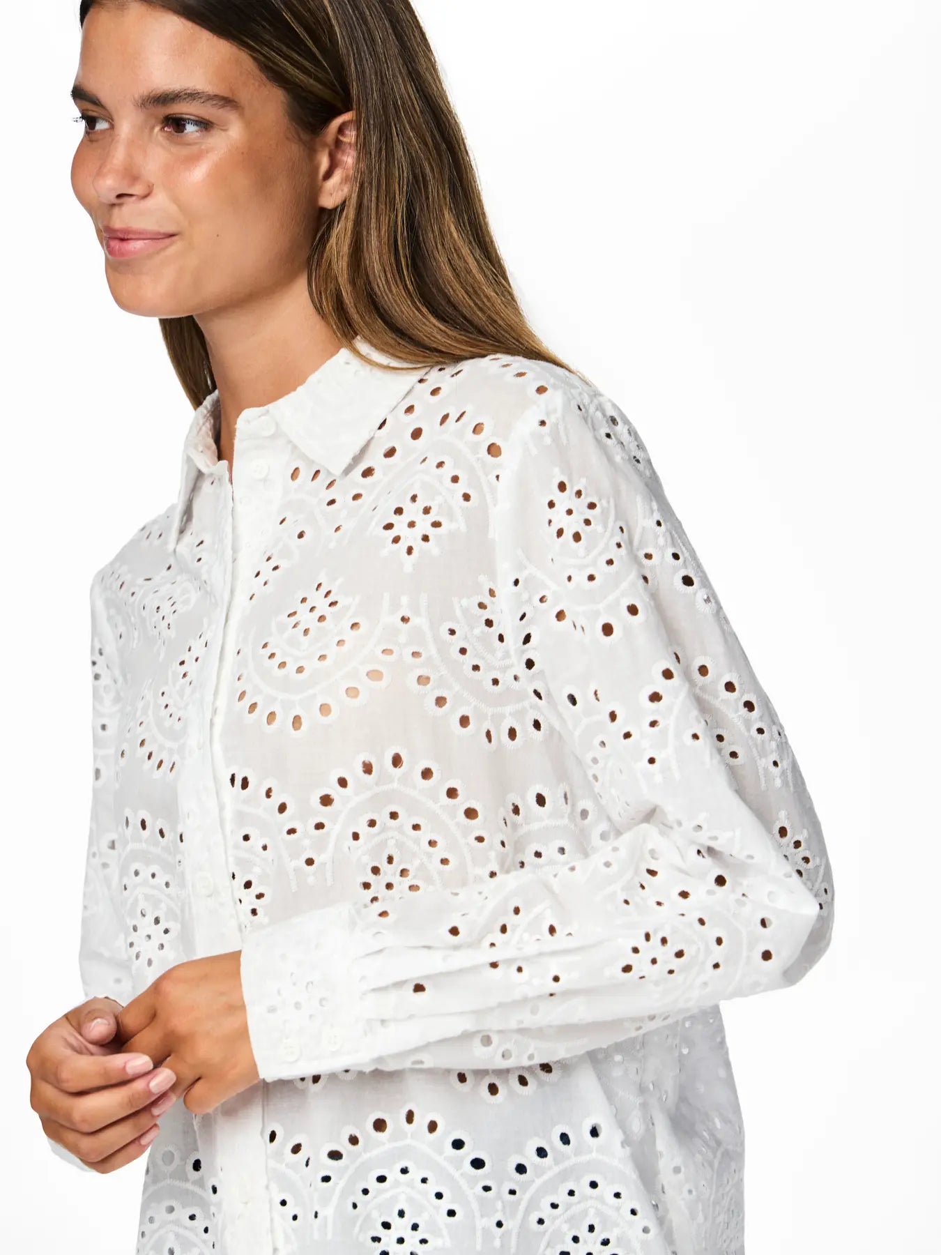 Vilde Broderie Anglaise Style Shirt
