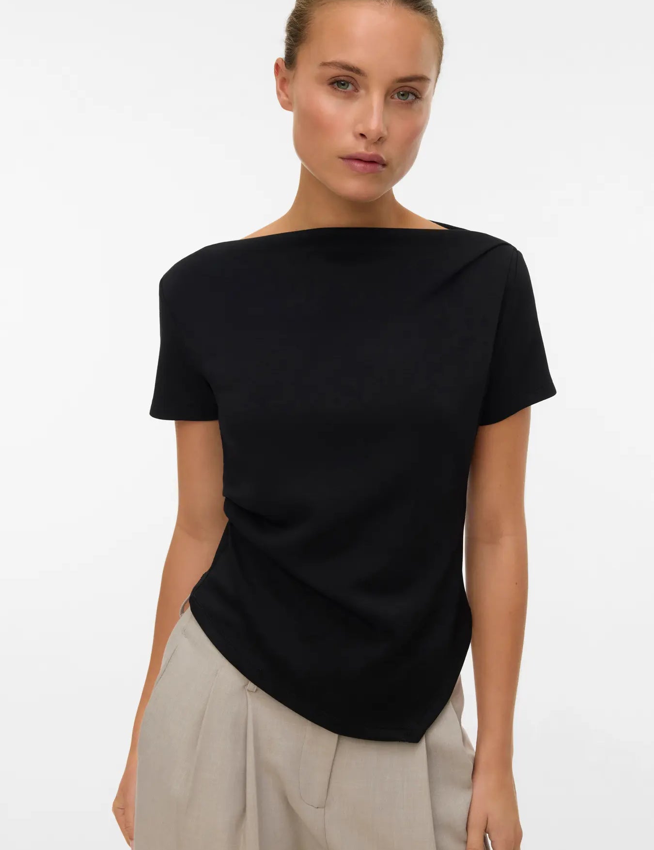 nZzndpaav1UQA_006.webp