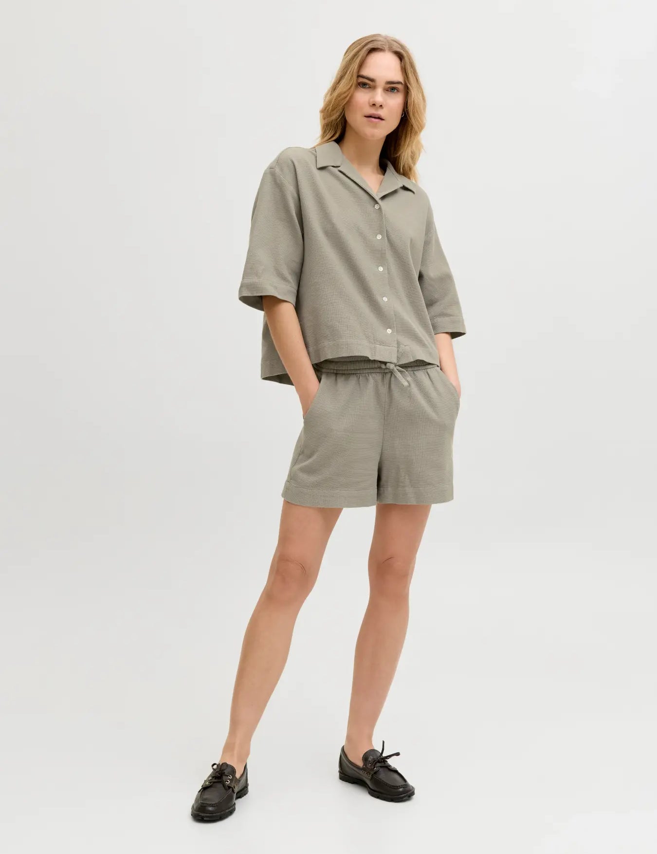 oRvqlkM3MDuJl_005.webp