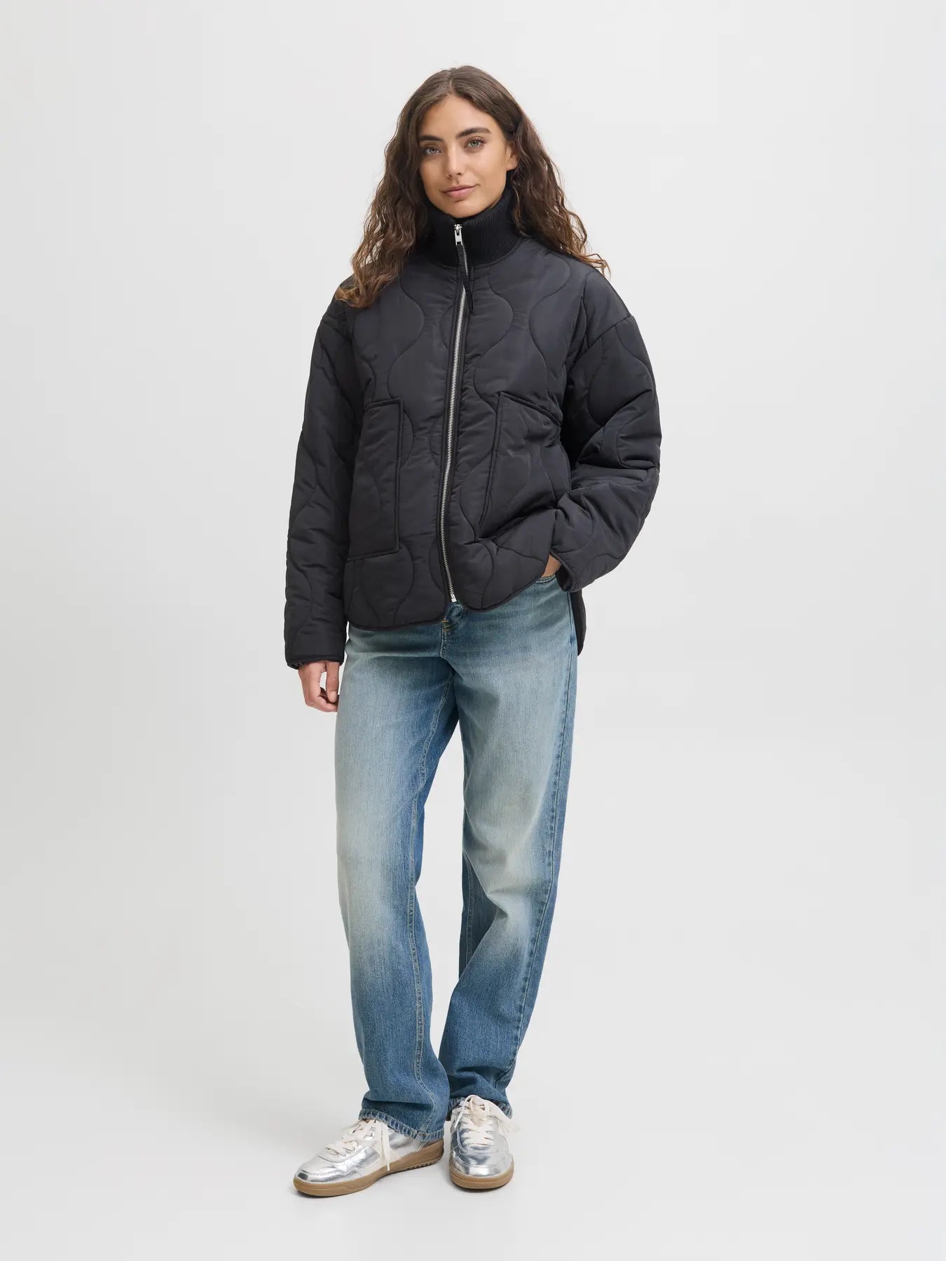 Serena Mid Quilted Zip Jacket Black