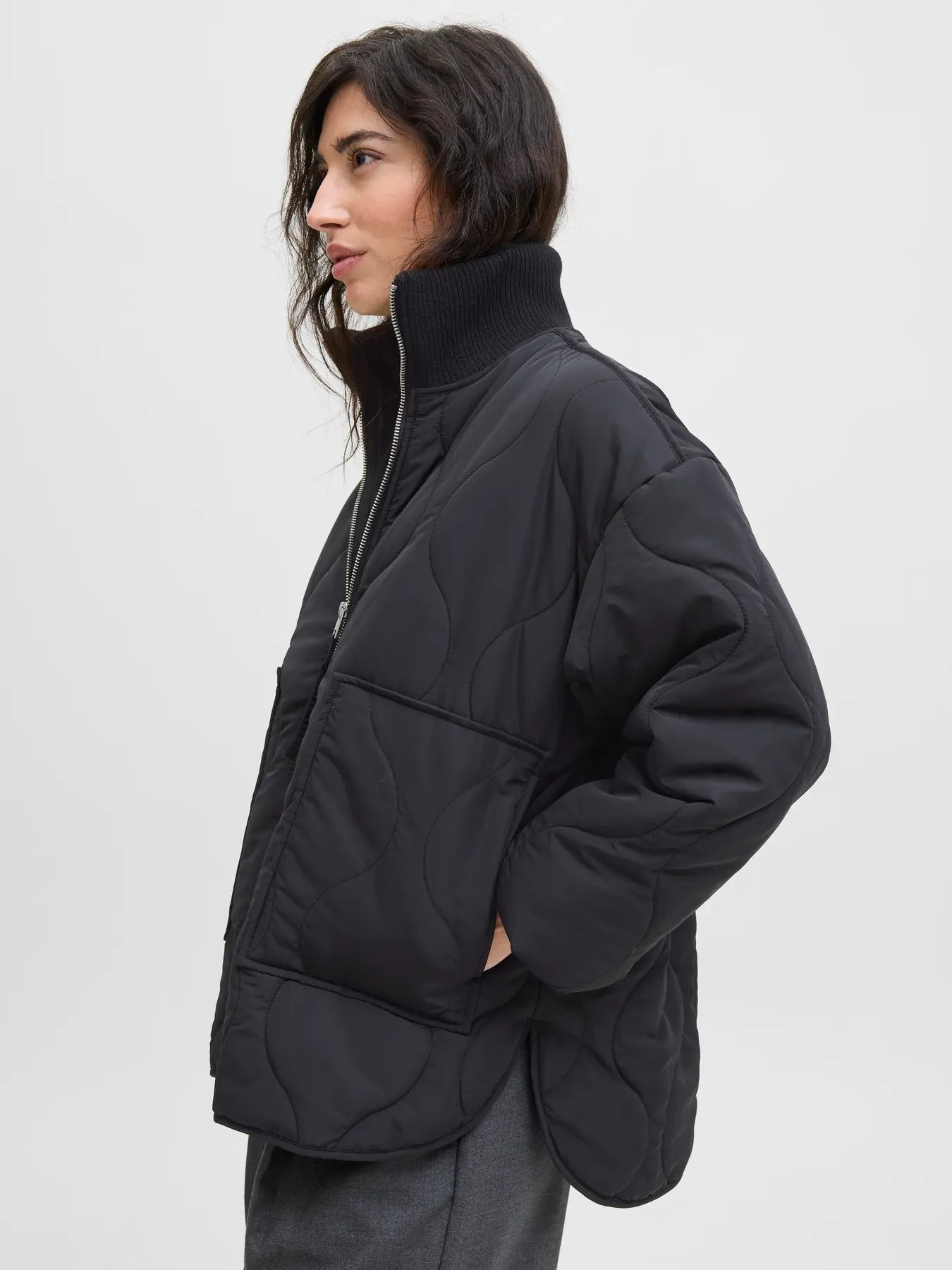 Serena Black Mid Quilted Zip Jacket