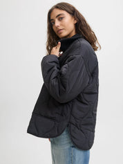 Serena Mid Quilted Zip Jacket Black