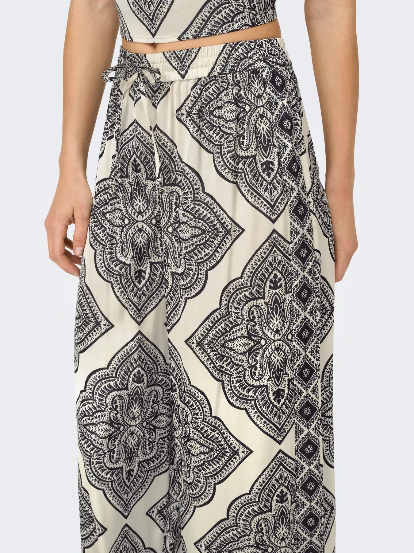 Hairon Paisley Print Satin Wide Leg Trousers