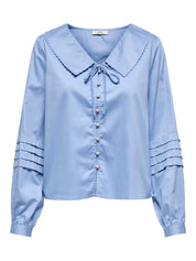 Willow Shirt with Pearl Buttons and Large Collar