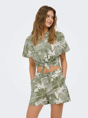 Jakiri Leaf Shorts