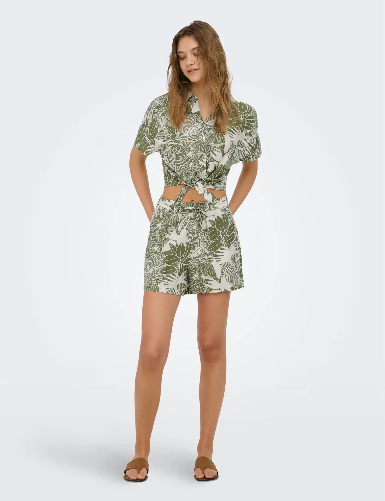 yRXydkKa6NI7A_005_9a424364-9504-4ab6-b493-a9fd8e3890a8.webp
